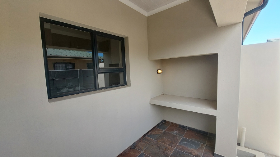 3 Bedroom Property for Sale in Dobson Western Cape